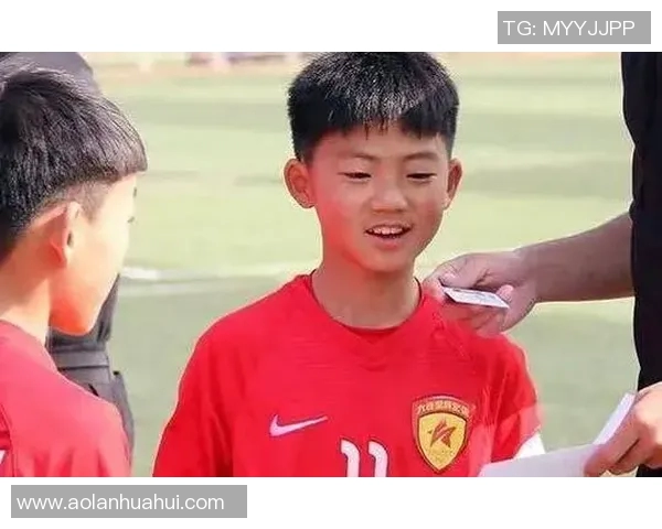 2009年出生足球天才崛起盘点未来潜力股排名前十 2009年出生足球天才崛起盘点未来潜力股排名前十