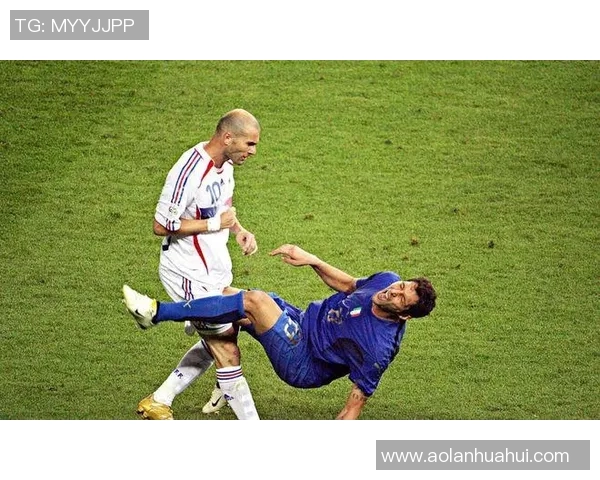 三位中国足球巨星的成长轨迹与职业生涯回顾 三位中国足球巨星的成长轨迹与职业生涯回顾