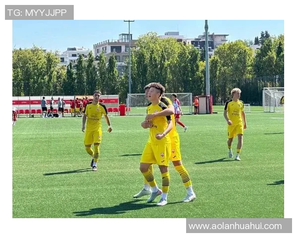 中国足球星二代留洋新征程:追寻父辈足迹 突破自我成就梦想 中国足球星二代留洋新征程:追寻父辈足迹 突破自我成就梦想