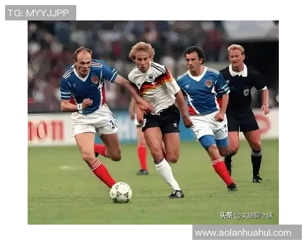 足球史上因射门力道太猛而踢破网的传奇球星揭秘 足球史上因射门力道太猛而踢破网的传奇球星揭秘