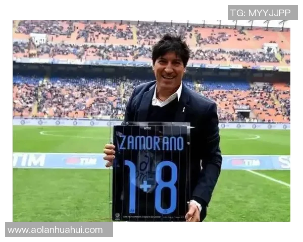 足球球星谦逊不做作 他们以真诚与努力赢得尊重