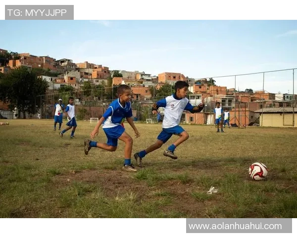七位足球天才少年如何用才华征服绿茵场展现无限潜力 七位足球天才少年如何用才华征服绿茵场展现无限潜力